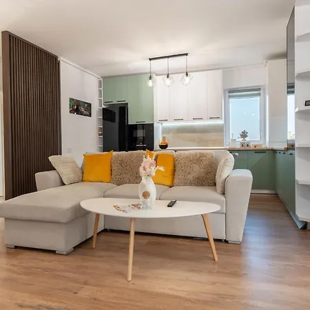Apartman Mohost First - Luxury Mountain View In *