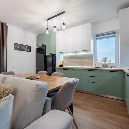 Apartman Mohost First - Luxury Mountain View In *